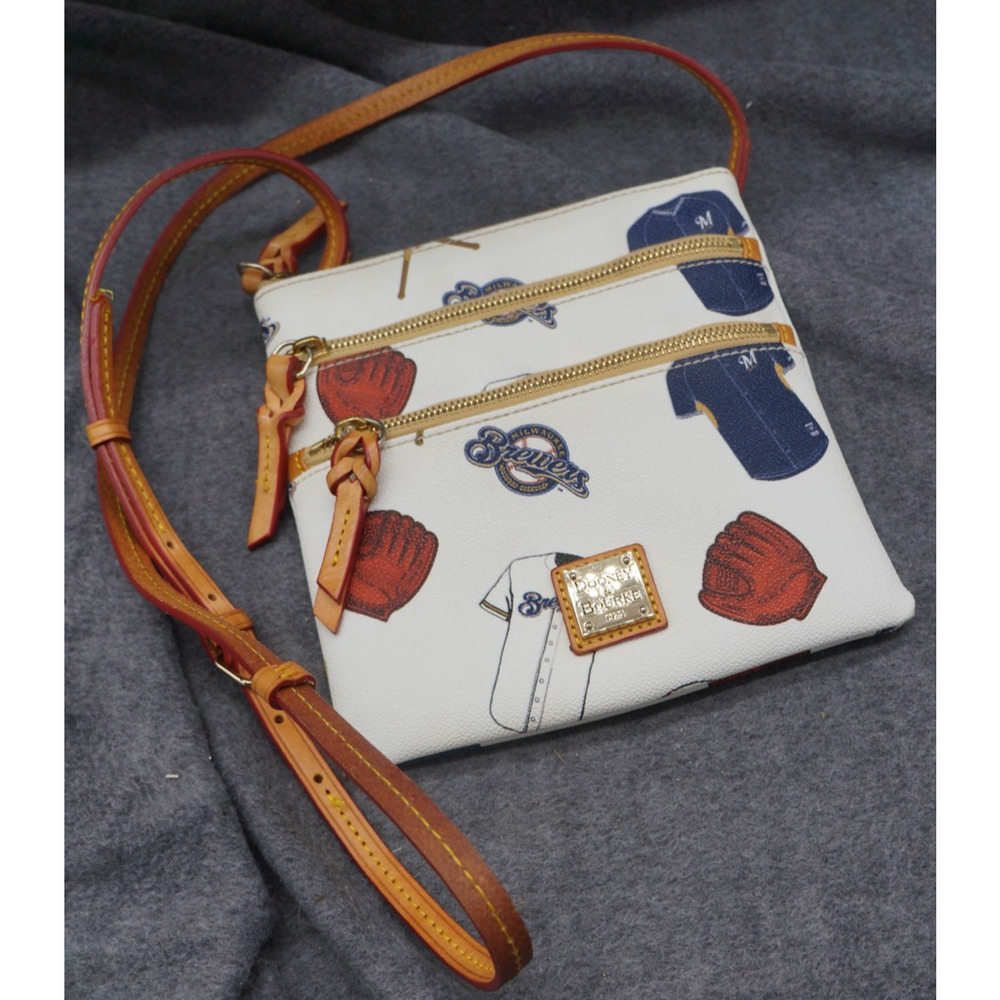 Milwaukee Brewers MLB Dooney & Burke Game Day Triple-Zip Crossbody Purse